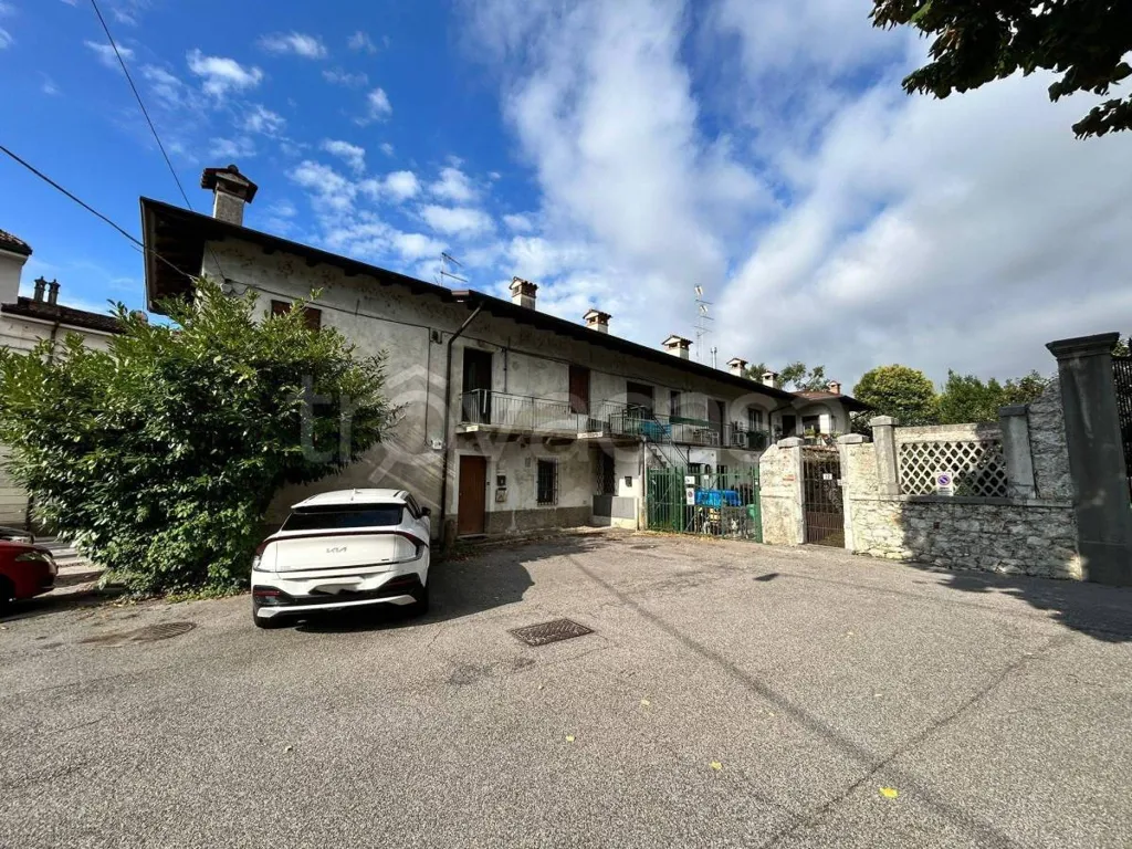 Esterno - Converted Office Apartment in Gradisca d'Isonzo
