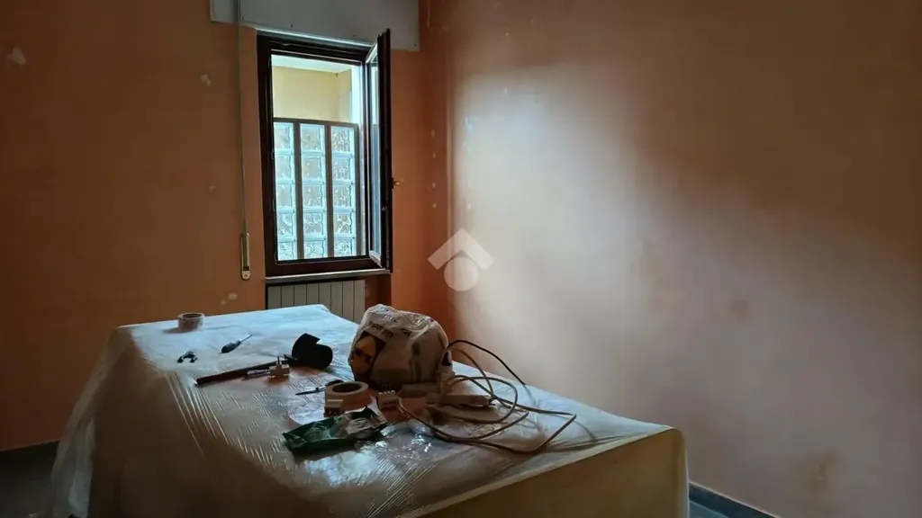 Toad - Three-bedroom Apartment with Balcony in Alatri