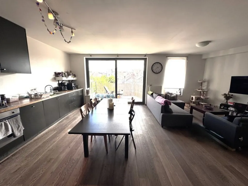 Sala da pranzo - 3-Bedroom Apartment with Terrace in Ixelles