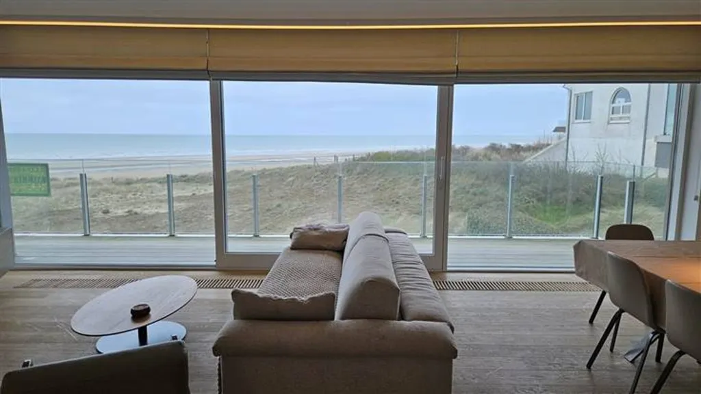 Elutuba - Apartment with Two Terraces in De Panne