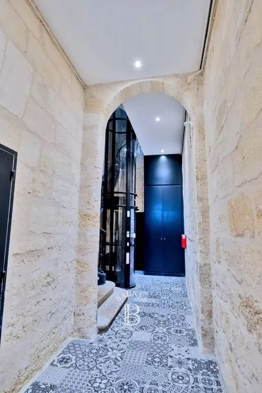Entrée - Appartement Luxe avec Balcon à Bordeaux