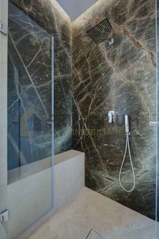 Salles de bain - Luxury Penthouse with Terrace in Rome