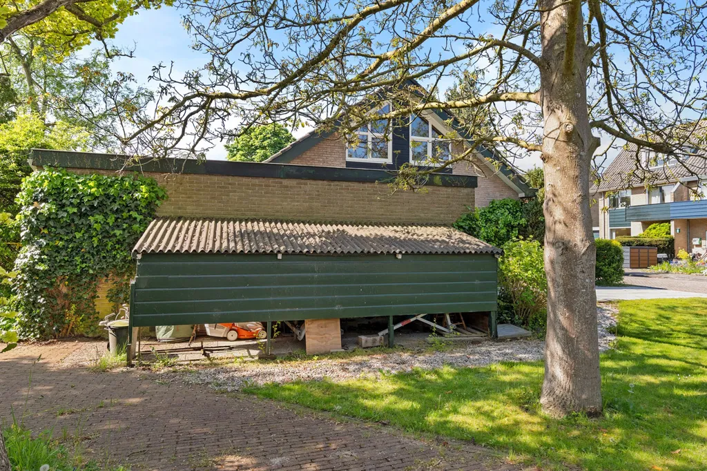 Välivaade - Detached Bungalow with Garden in Monnickendam