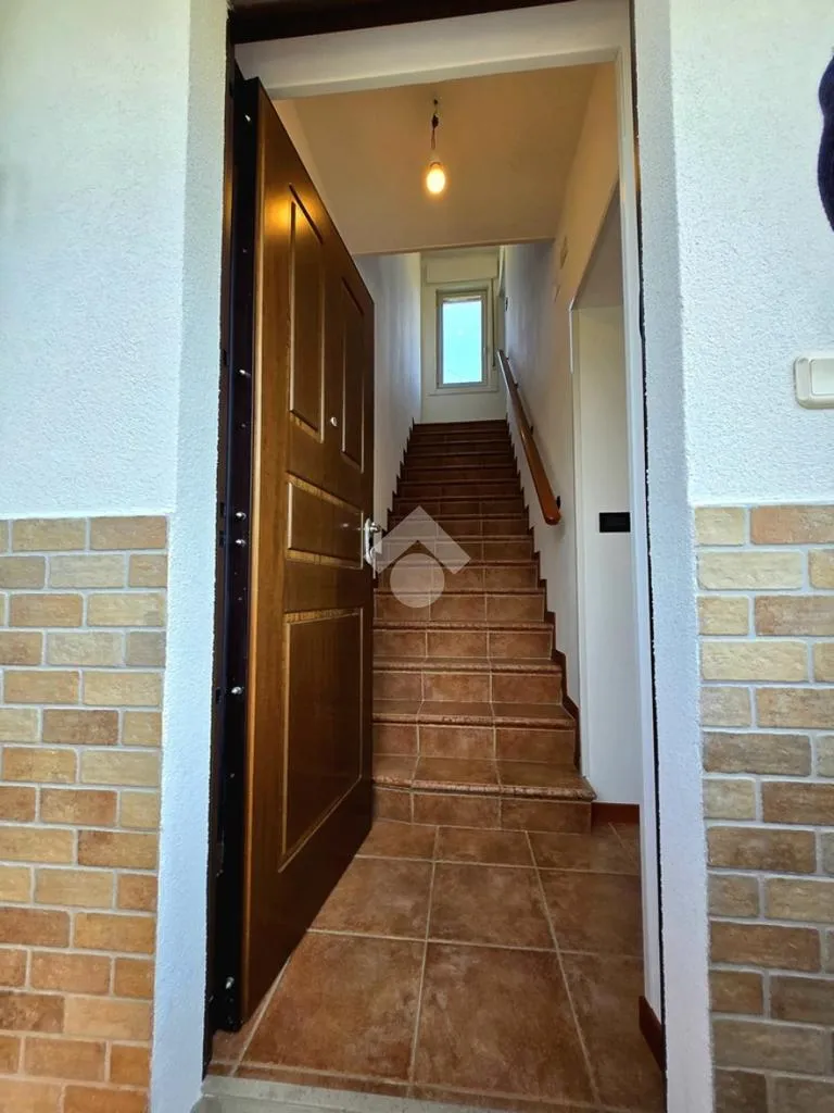 Esik - Semi-detached House with Recent Renovation in Muggia