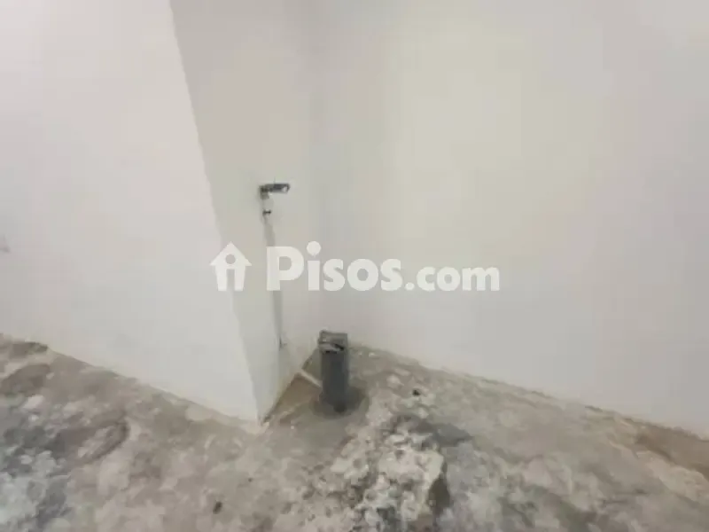 Toad - One-Bedroom Flat with Garage in Horche
