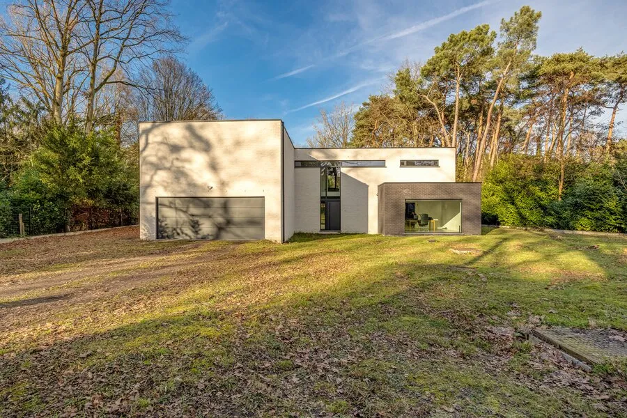 Extérieur - Villa Moderne à Personnaliser avec Vue sur Jardin à Proximité de la Nature