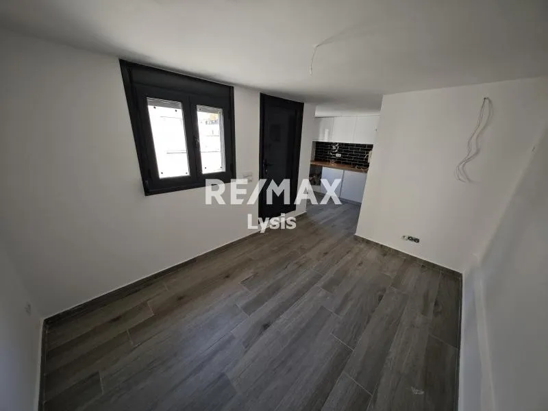 Toad - Modernised Studio with Balcony in Rethymno