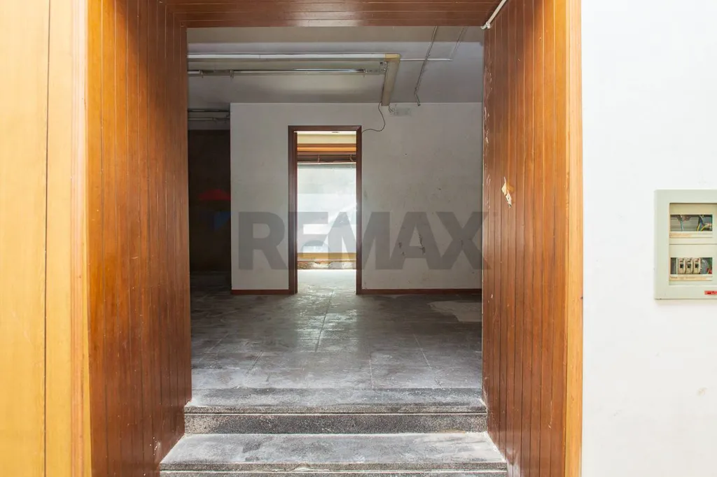 hallway_entrance