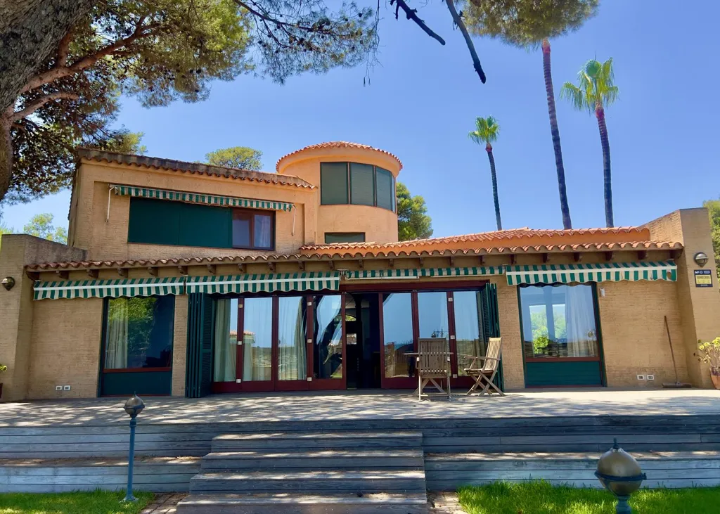 Välivaade - Detached Villa with Seafront Access in Cabanes