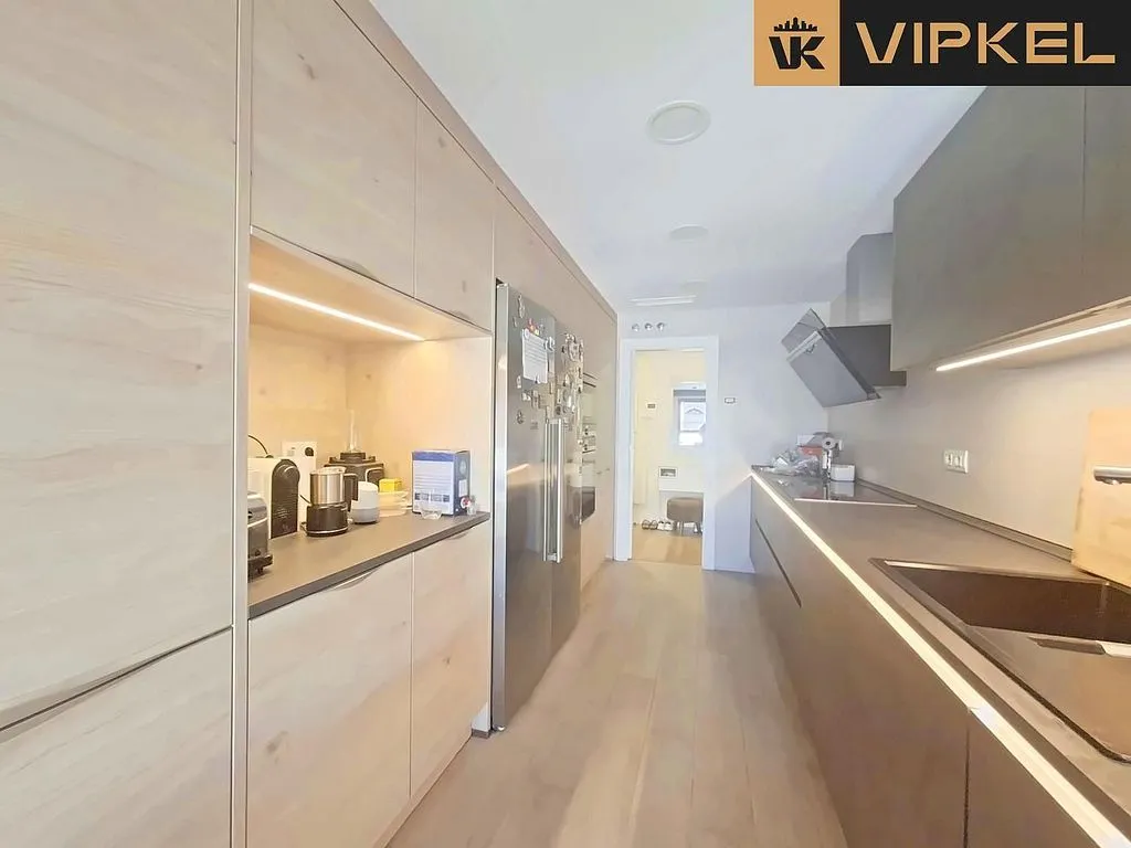 Cuisine - Penthouse with Pool in Málaga's Perchel