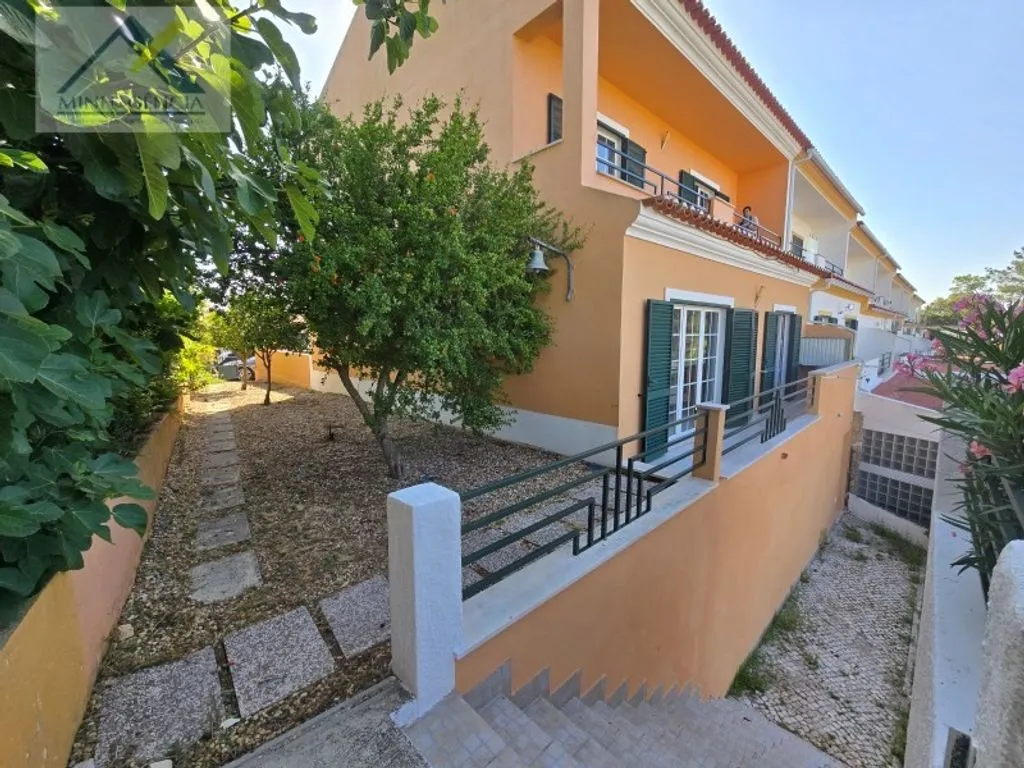 Välivaade - Luxury Semidetached House with Pool in Setúbal