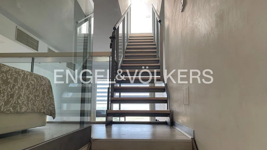 Stanze - Modern Loft Triplex with Garage in Xirivella