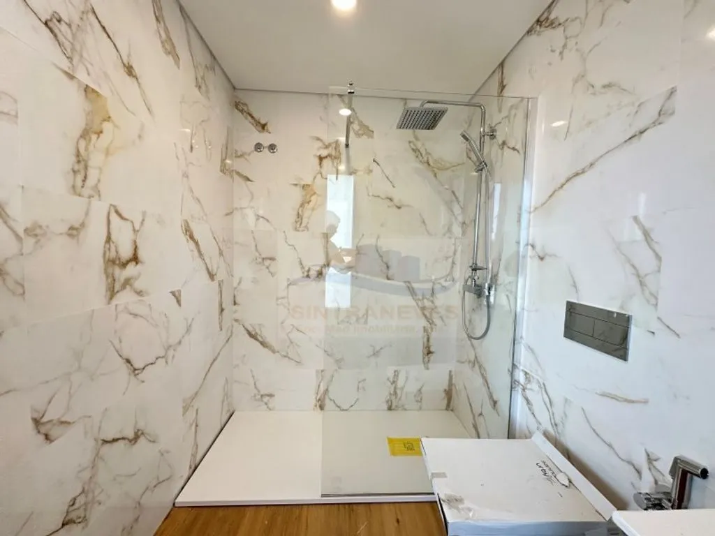 Vannitoad - Luxury Flat with Terrace in Mafra