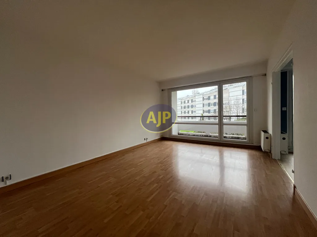 Pièces - Appartement avec balcon à Nantes