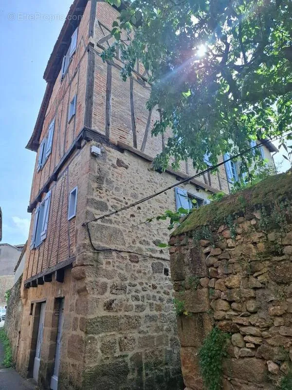 Välivaade - Charming 3-Unit Building in Figeac