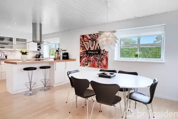 Dining Room - Villa with Garden in Hornbæk