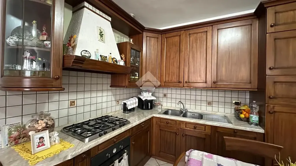Cuisine - Renovated Apartment in Spoleto