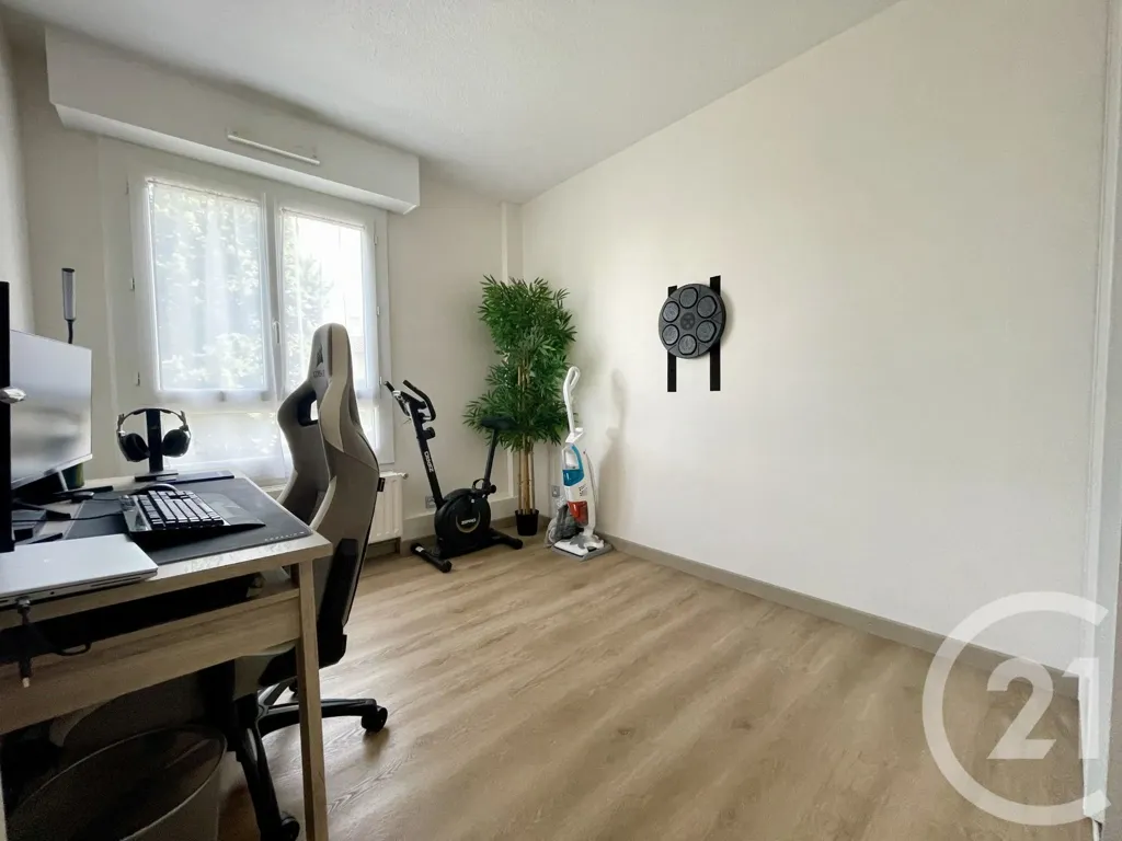 Bureau - Appartement T4 avec Balcon Sud à Blagnac