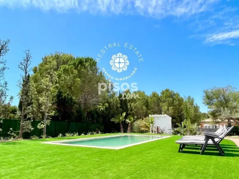 Piscine - Luxury Villa with Private Pool in Costa Dorada