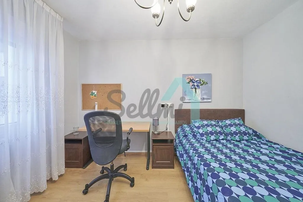 Camere da letto - Furnished Flat with Study Spaces in Oviedo
