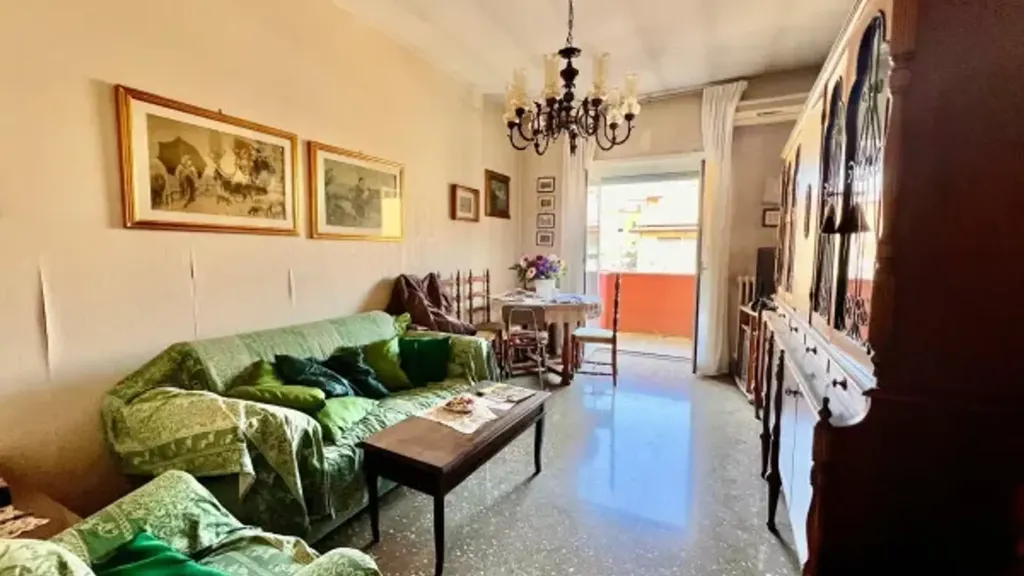 Elutuba - Trilocale with Balcony in Pigneto, Rome