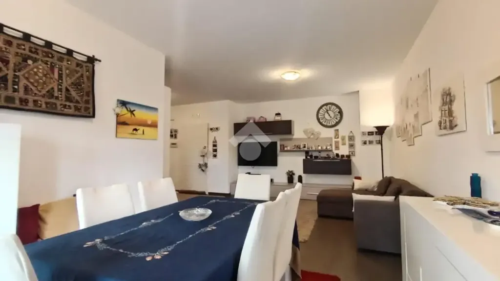 Söögituba - Modernised Apartment with Balcony in Palermo