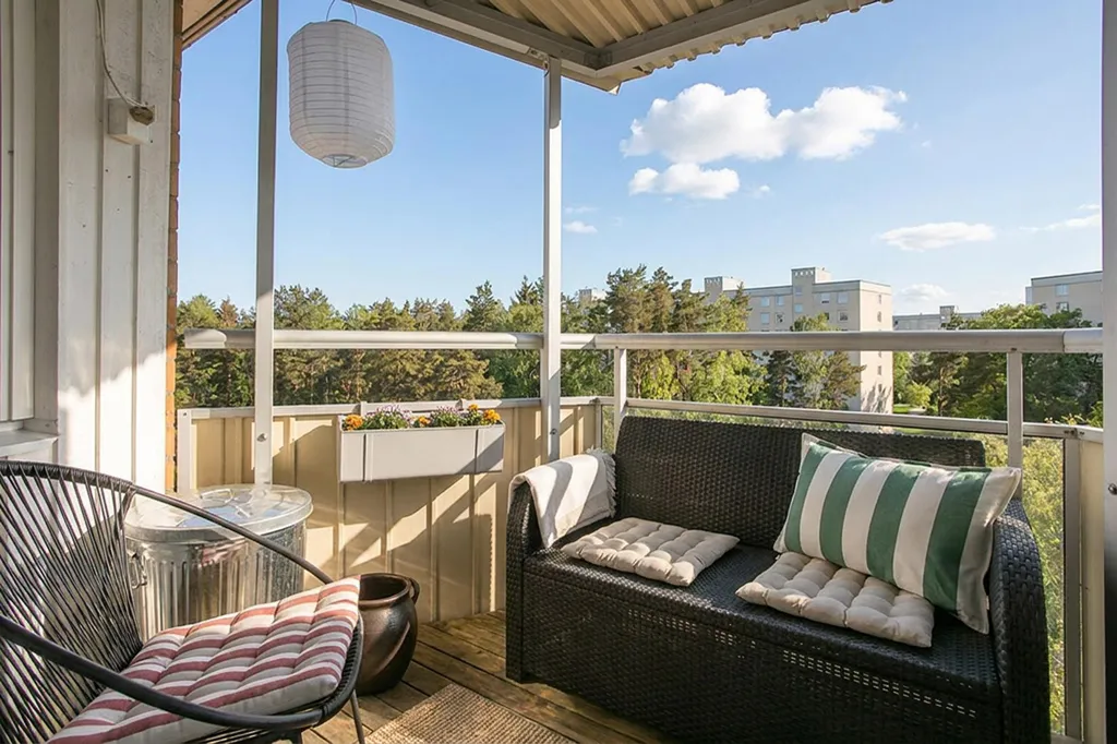 Rõdu - Apartment with South-Facing Balcony in Tyresö