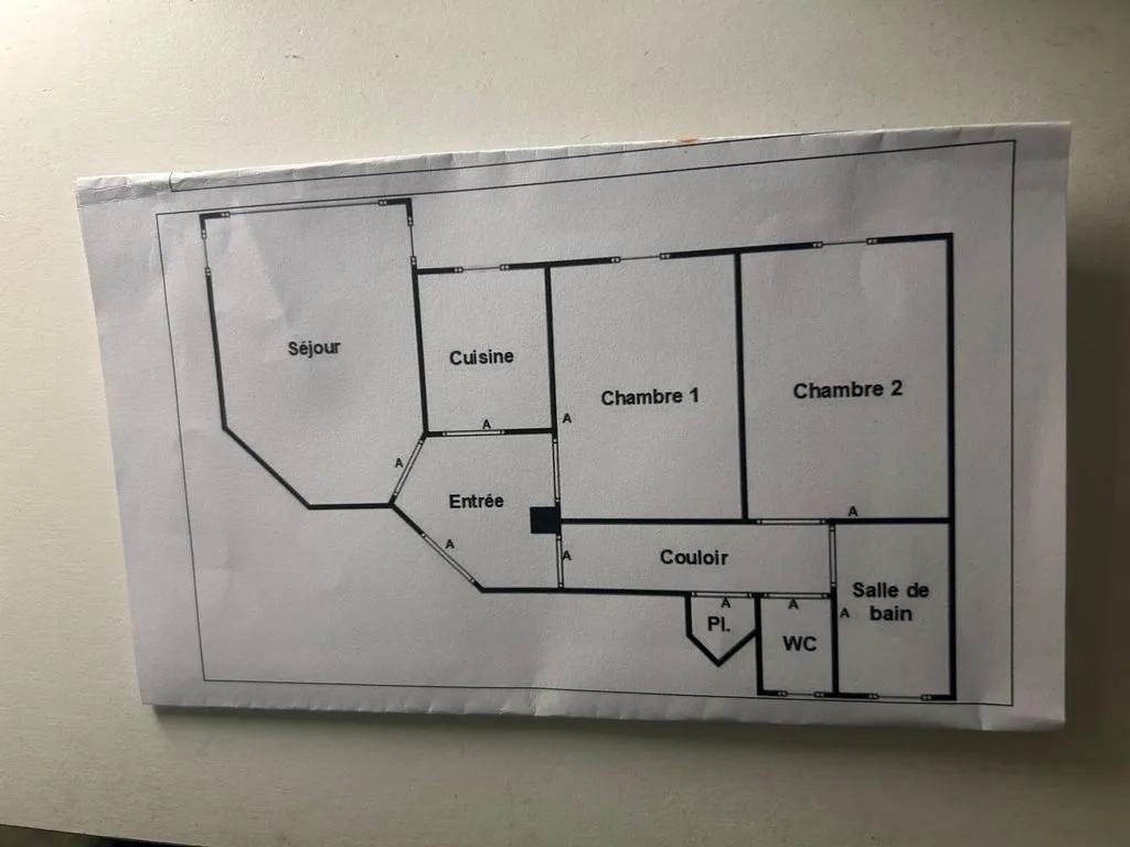 Plan - Appartement de Luxe avec Hauteur sous Plafond à Belleville