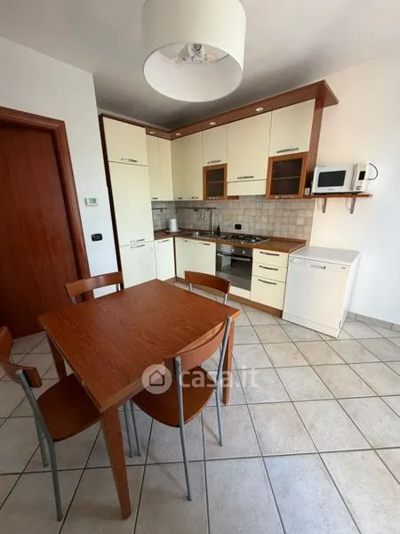 Salle à manger - Fully Furnished Apartment with Balcony in Ternate