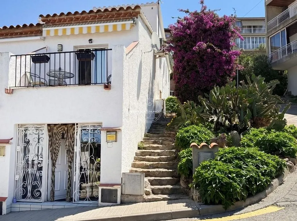 Exterior - Terraced House with Sea View in Roses