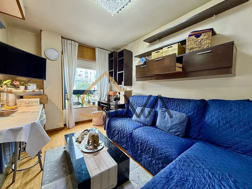 Séjour - Furnished Flat with Garage in Calzada Das Gándaras