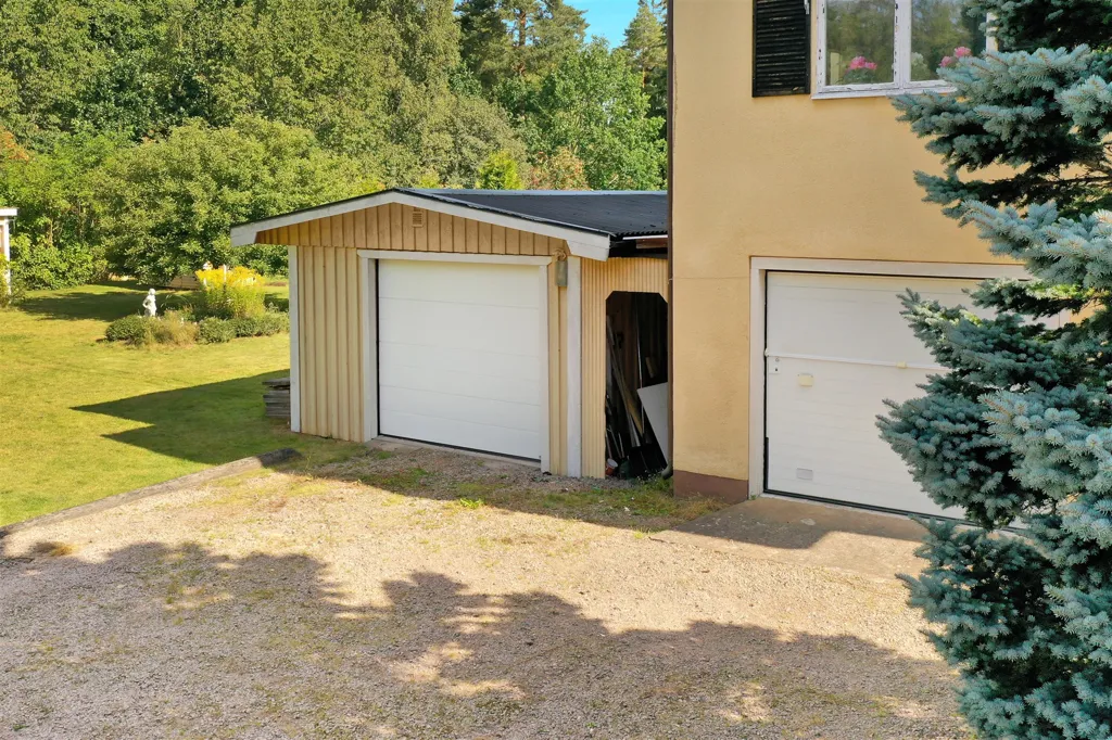 Esterno - Villa with Garden and Stream in Kvillsfors