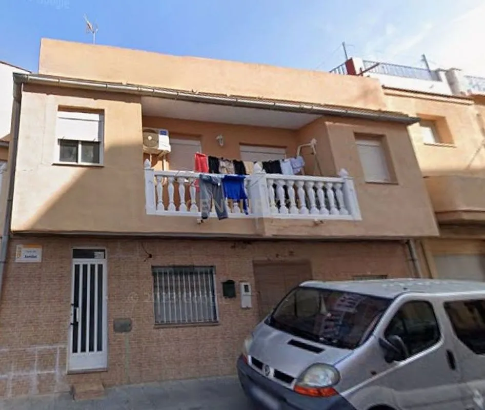 Extérieur - Semi-Detached House with 6 Bedrooms in Torrent