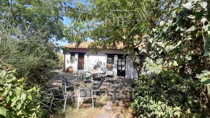 Aed - Rustic Farmhouse with Pool in Cinigiano