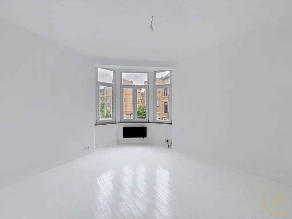 Toad - Bright Studio in Quiet Forest Quarter
