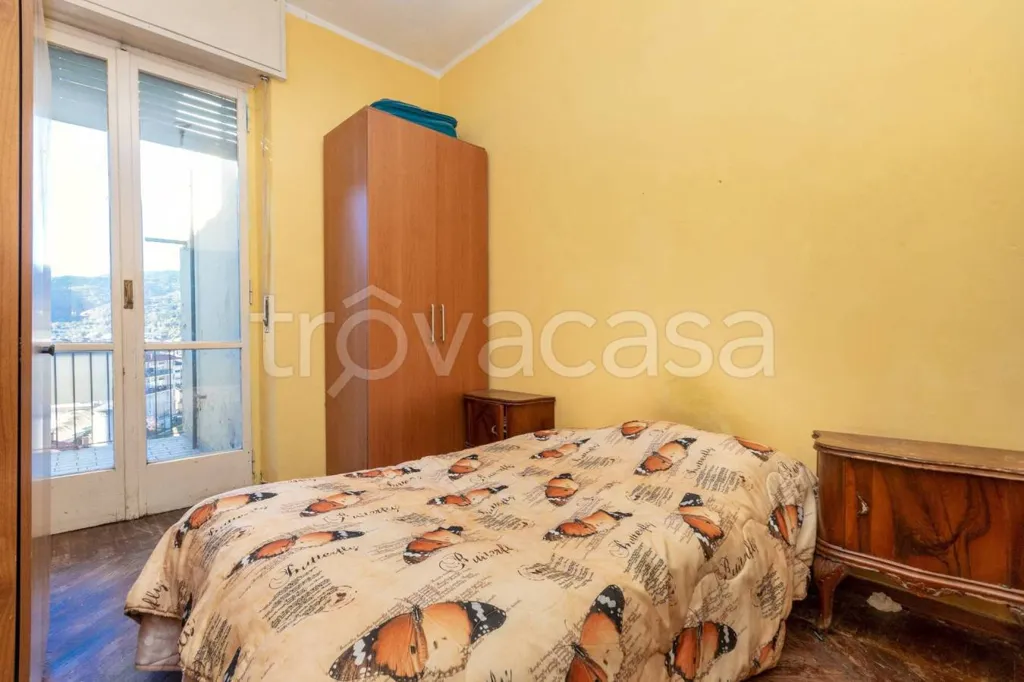 Chambres - Apartment with Balcony in Dronero