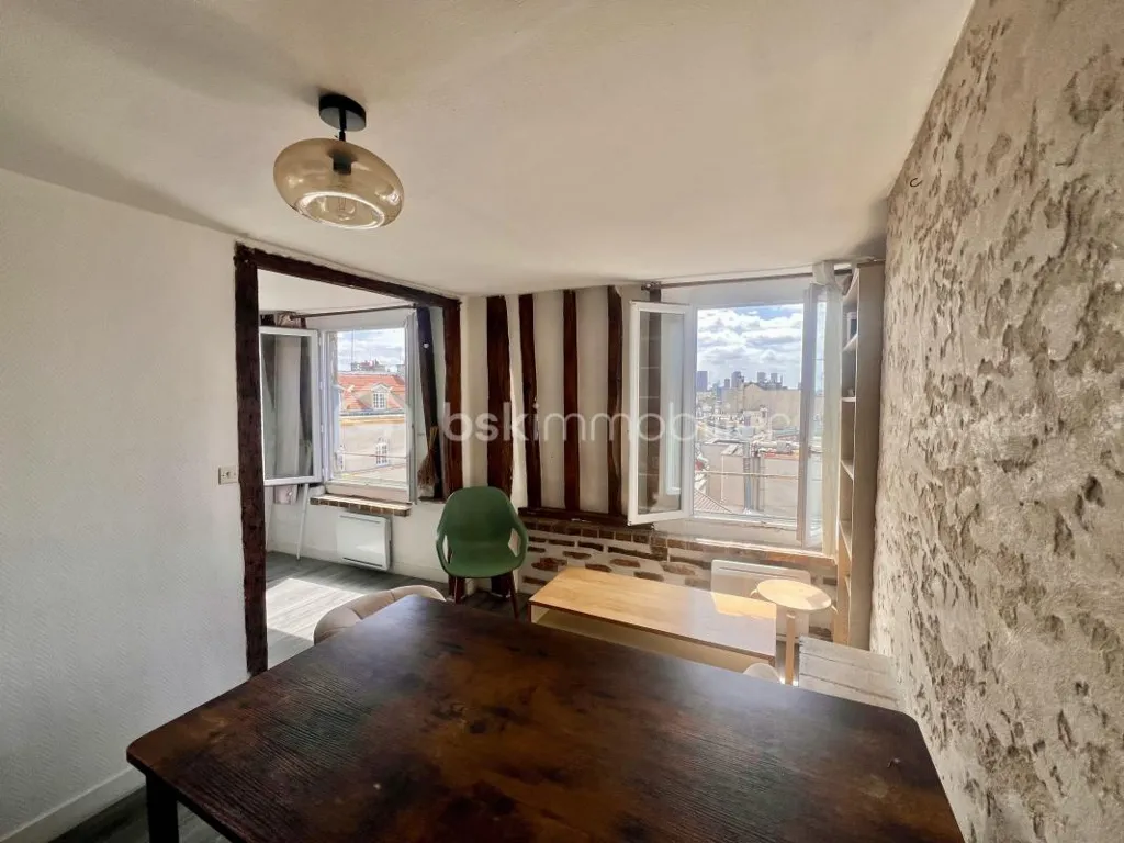 Salle à manger - Appartement T2 Sud avec Vue Dégagée à Paris