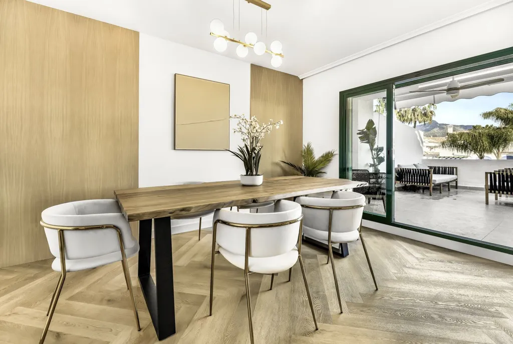 Salle à manger - Renovated Duplex with Sea View in San Pedro