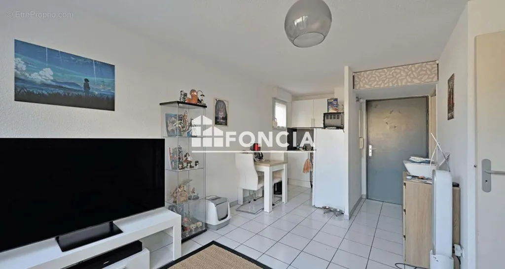 Séjour - Appartement T2 avec Terrasse dans Résidence Calme