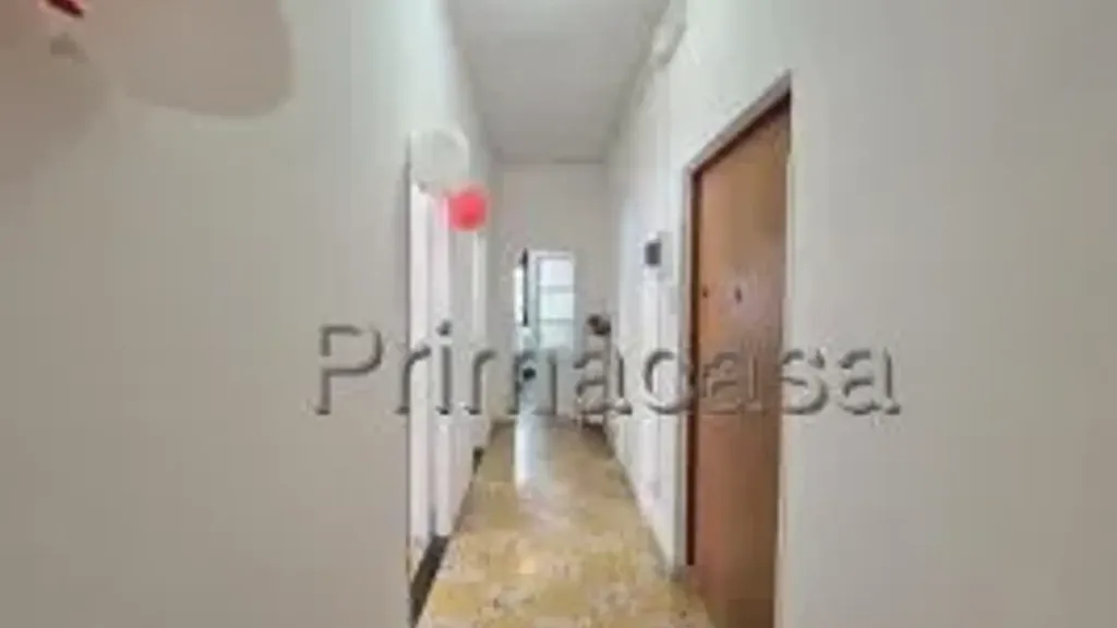 hallway_entrance