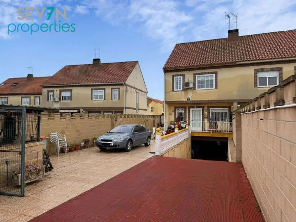 Aed - Chalet with Pool in Las Ventas de Retamosa