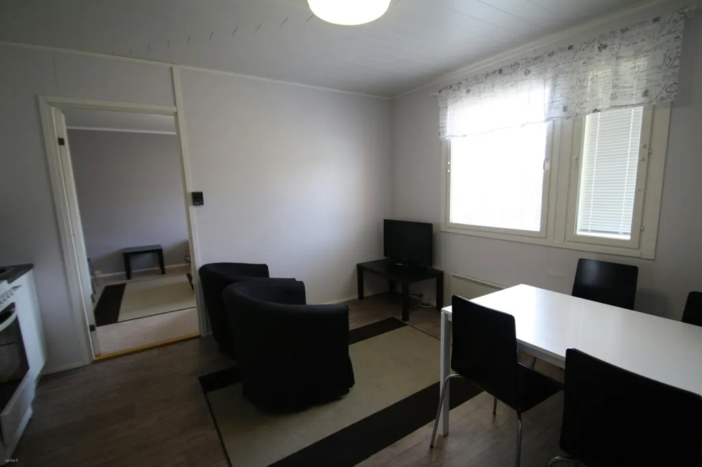 Söögituba - Hostel by Lake in Kuusamo