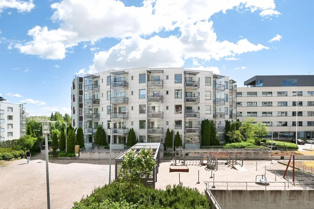 Aed - Senior-Friendly Flat with Sauna in Tikkurila, Vantaa
