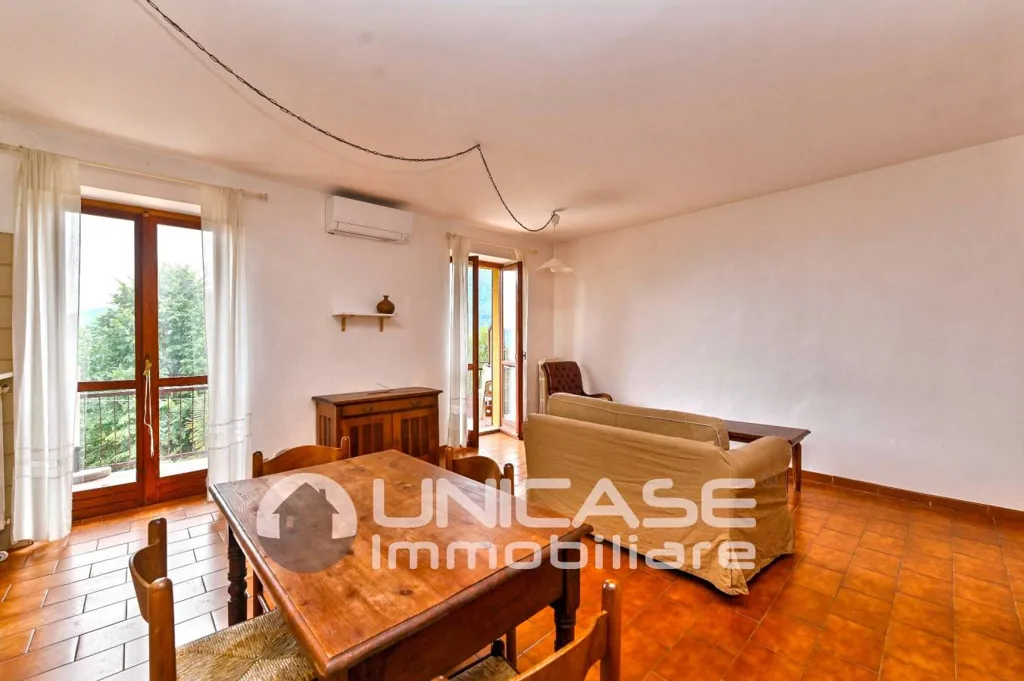 Salle à manger - Apartment with Panoramic View in Torre Pellice
