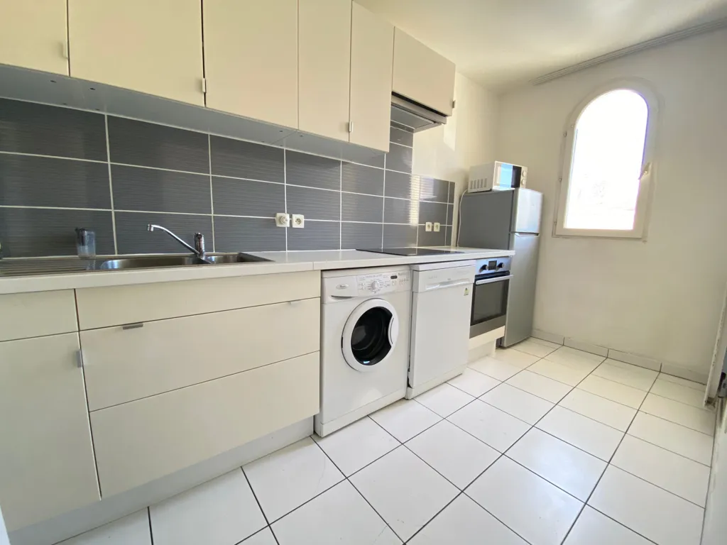 Cuisine - Appartement T3 avec Balcons à Saint-Germain-lès-Corbeil