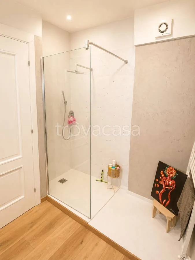 Salles de bain - Two-Level Apartment with Private Garden in Bruino