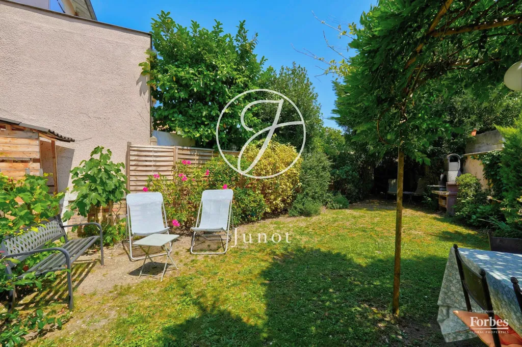 Aed - Charming 1930s House with Garden in Chatou