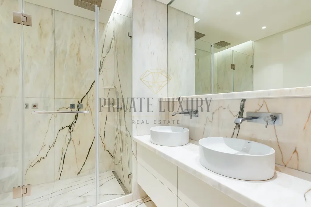 Salles de bain - 1 Bedroom Flat with Terrace in Avenidas Novas