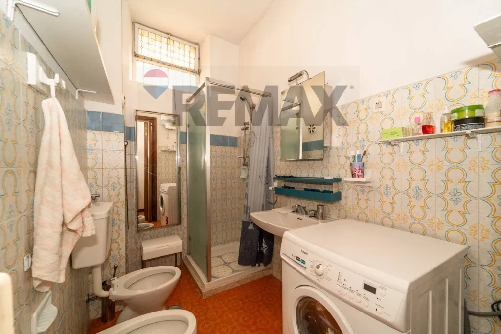 Bathrooms - Semi-detached House with Terrace in Mazzè