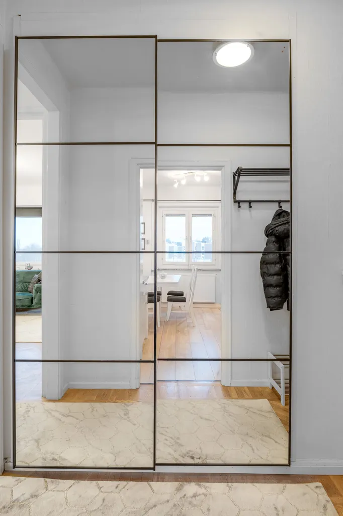 Pièces - 1-Bedroom Apartment with Balcony in Norrköping